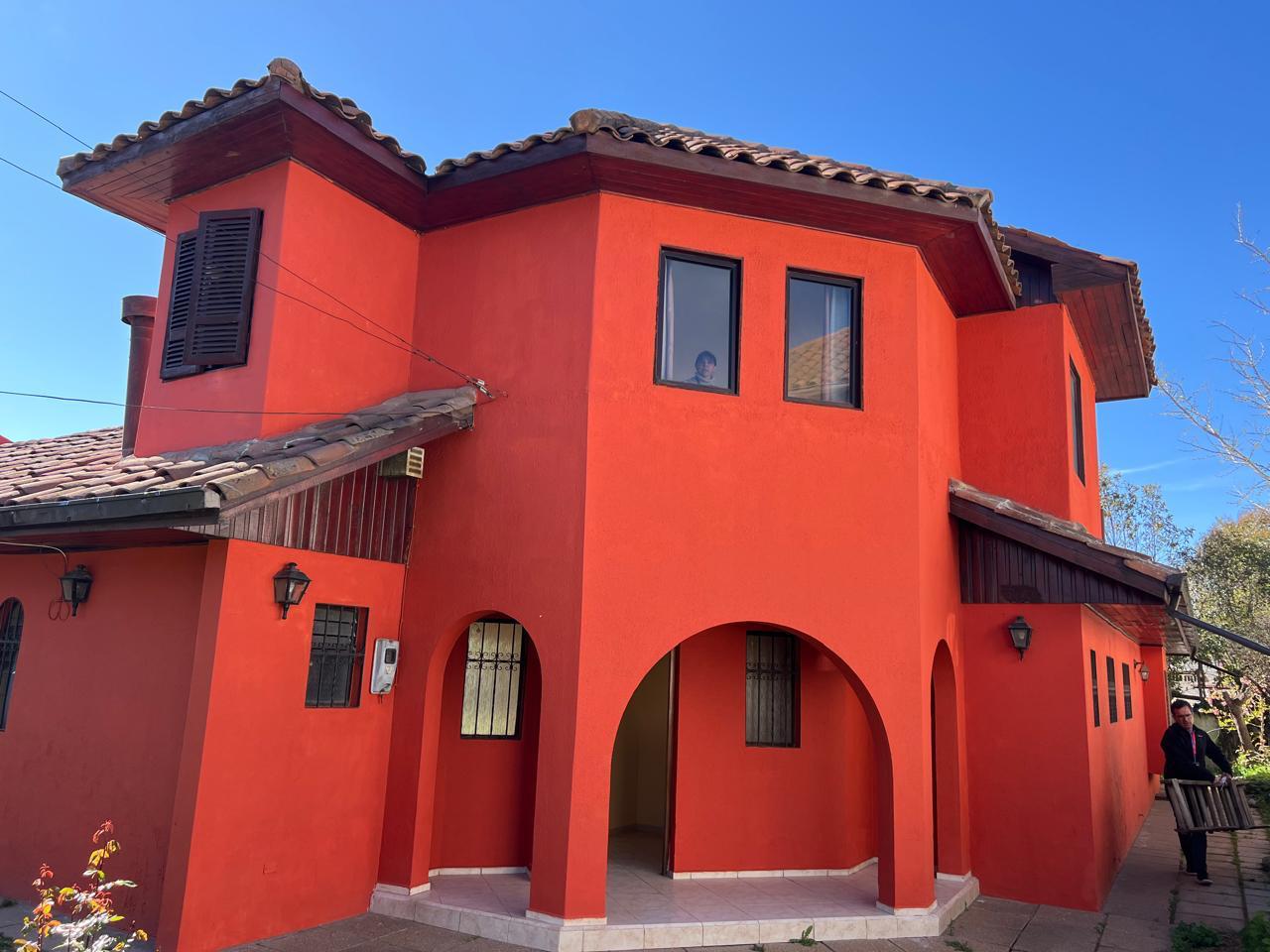 CASA A PASOS DE CARRETERA EL COBRE